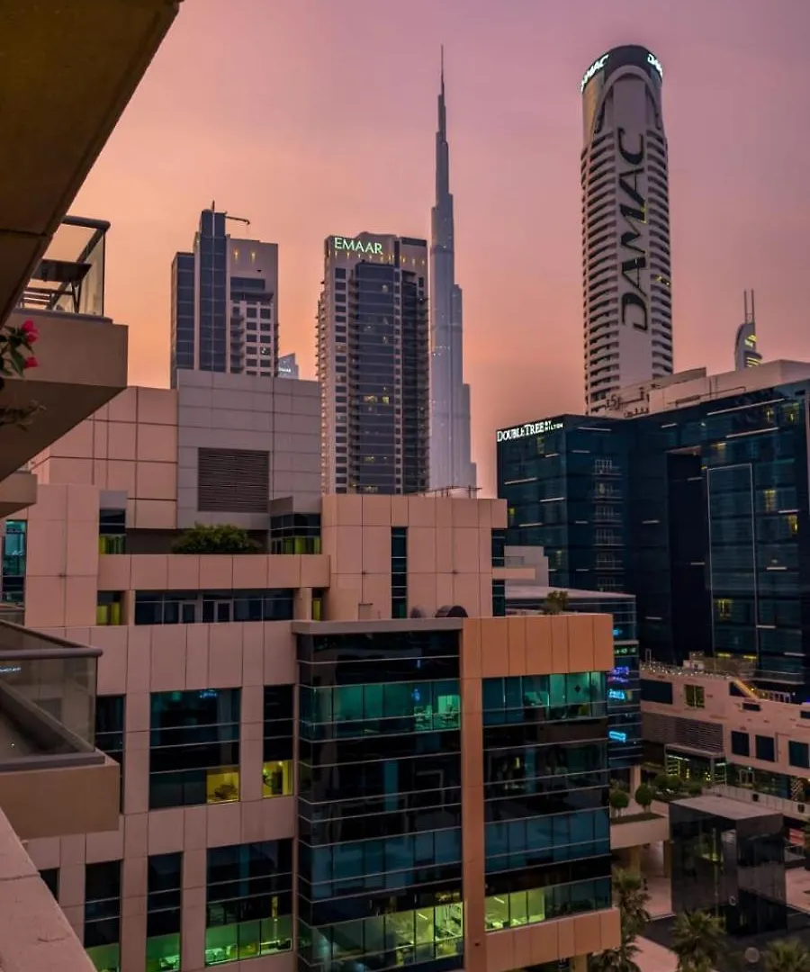 Feral Homes Studio With Burj Khalifa View Dubai United Arab Emirates